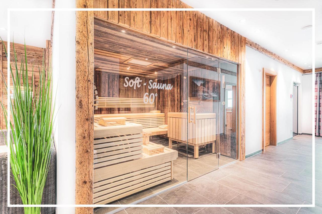 Gutshof - Urlaubsresort Hafele Санкт-Якоб-ин-Деферегген Экстерьер фото